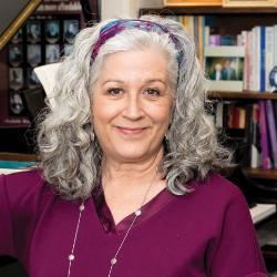 Dr. Lisa Kinzer